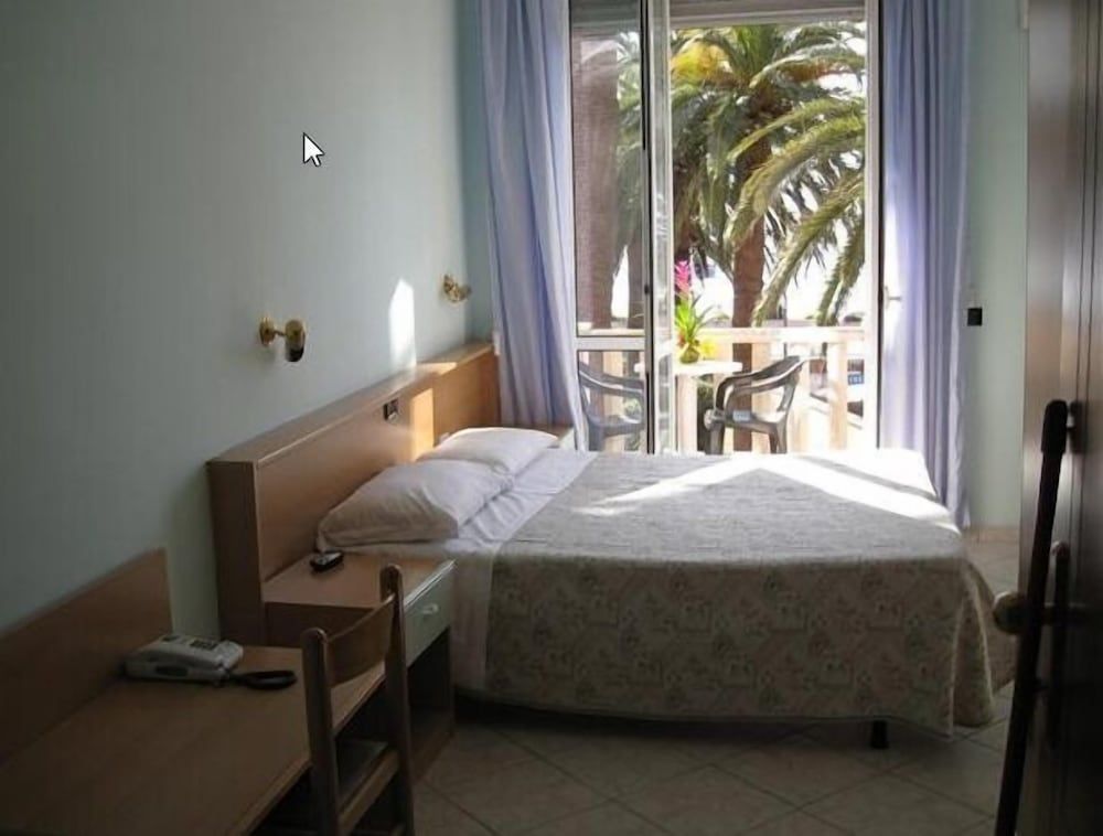 Hotel Corallo 3 estrelas em Finale Ligure