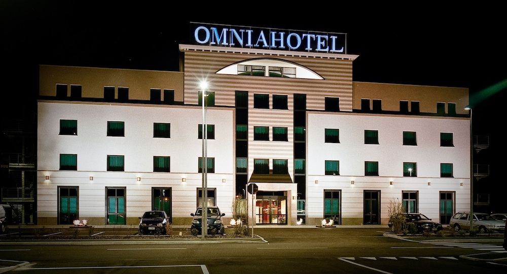 Hotel Omnia 4 estrellas en Noventa di Piave