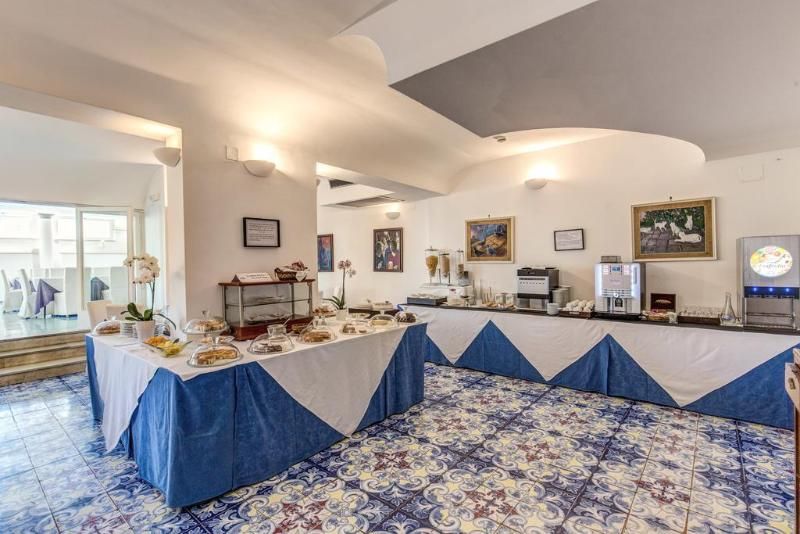 Hotel Regina Cristina Capri 4 estrelas em Capri