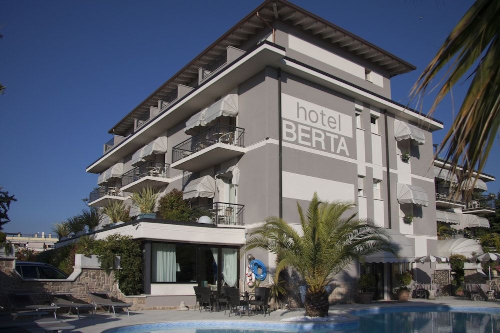 Hotel Berta 3 estrelas em Desenzano del Garda