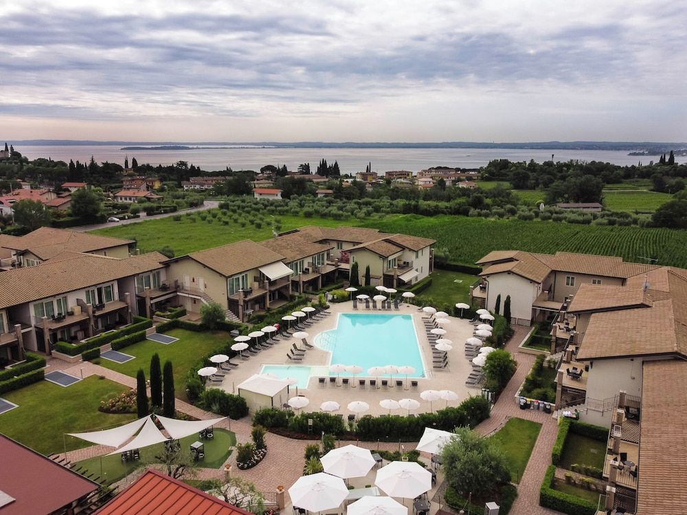 Resort Lake Garda 4 estrelas em Moniga del Garda
