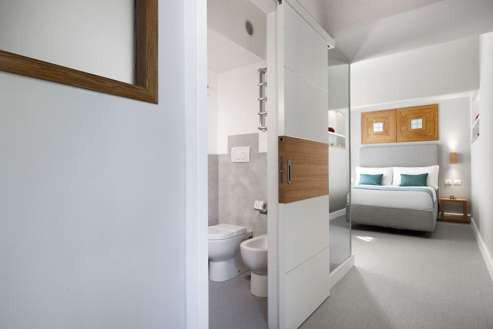 La Piazzetta Guest House 3