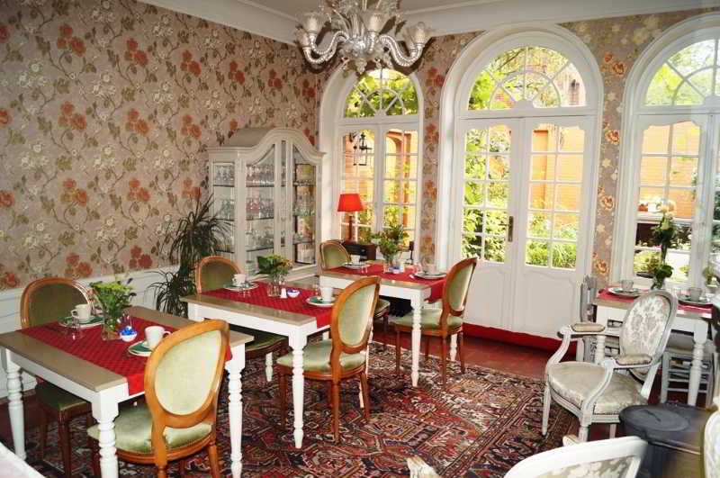 Next Door Bed And Breakfast 1