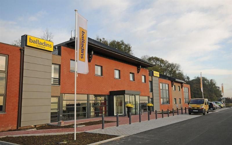 Balladins Charleroi 3 estrelas em Charleroi