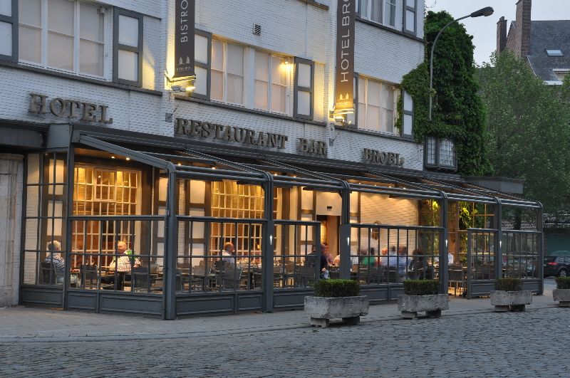 Sandton Hotel Broel 1