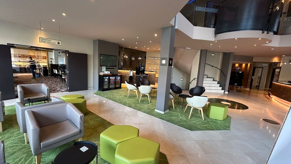B&B HOTEL Mons Centre 3