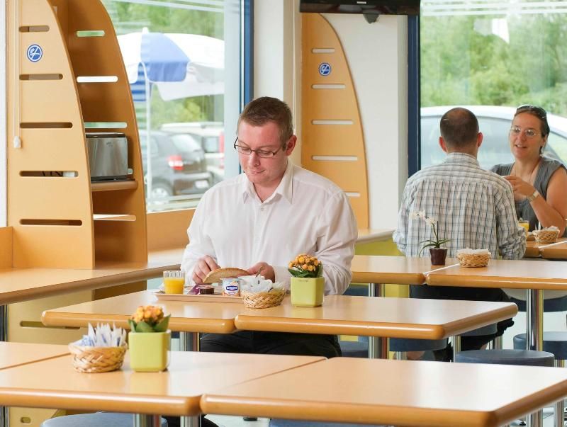 ibis budget Charleroi Airport 4 estrelas em Charleroi