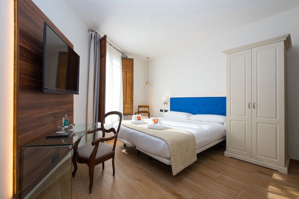 Hotel Central Maria 1