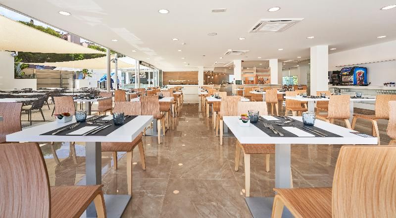 Globales Cala Bona Suites 3