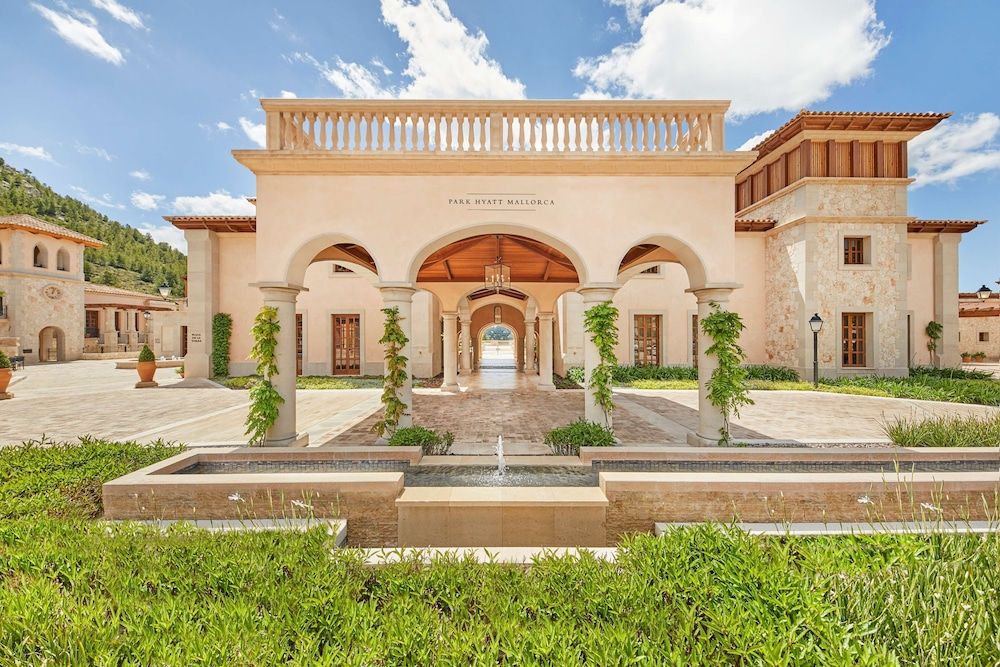 Cap Vermell Grand Hotel 1