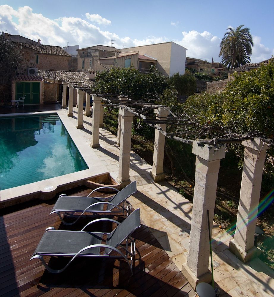 Petit Hotel Algaida 1