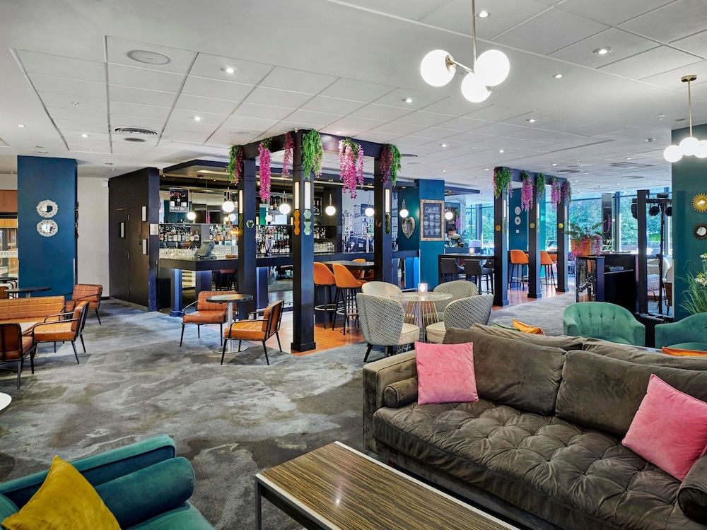 Novotel London West 2