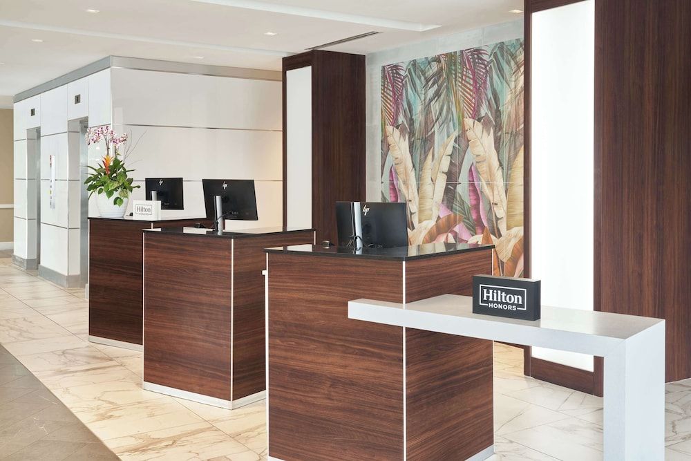 DoubleTree by Hilton Miami North I-95 3
