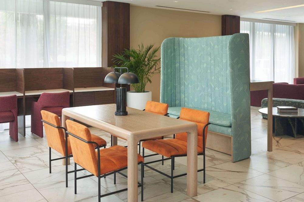DoubleTree by Hilton Miami North I-95 2
