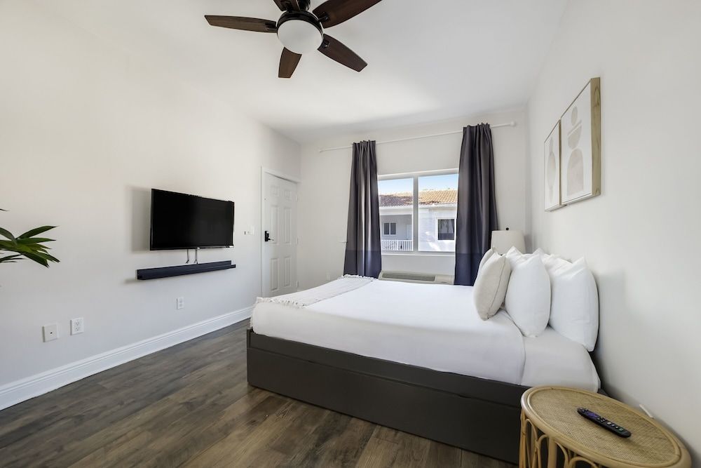 The Donovan Hotel 2