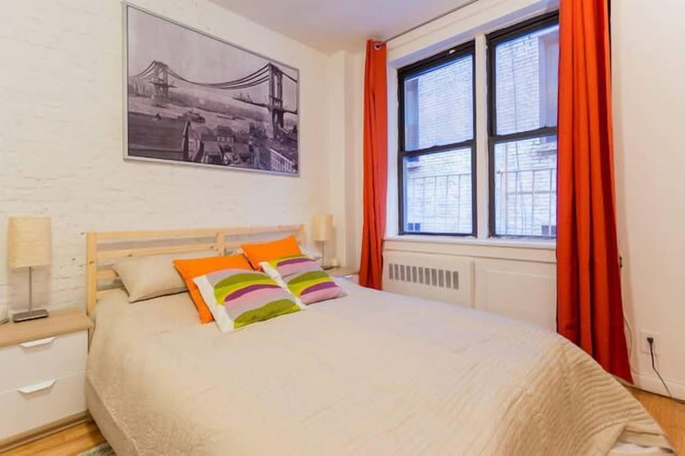 Beautiful Studio Near Central Park 1