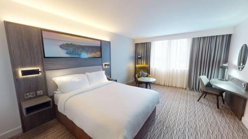 Clayton Hotel Dublin Airport Central 2
