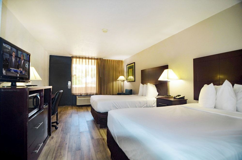 Hotel Monreale Express and Studios IDrive District 3
