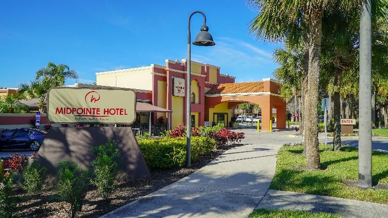 Midpointe Hotel by Rosen Hotels & Resorts 1