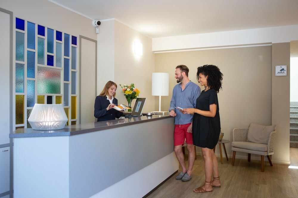 Lu  Hotel Maladroxia 3