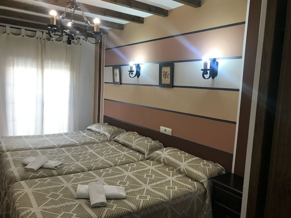 Hostal El Descanso del Emperador 2