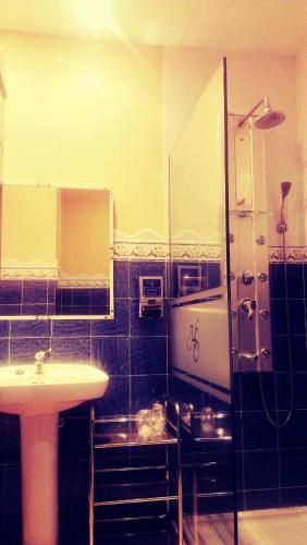 El Huésped del Sevillano AR 3