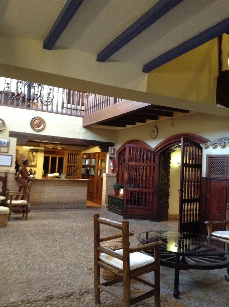 Hotel Meson Don Quijote 2