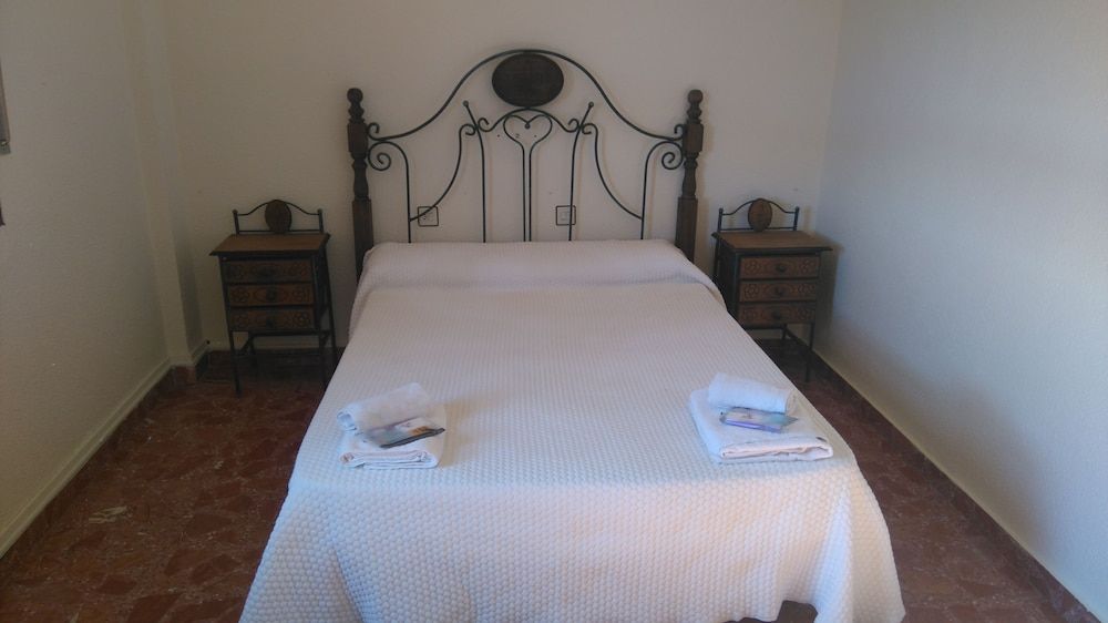 Hostal Miguel Hernandez 1