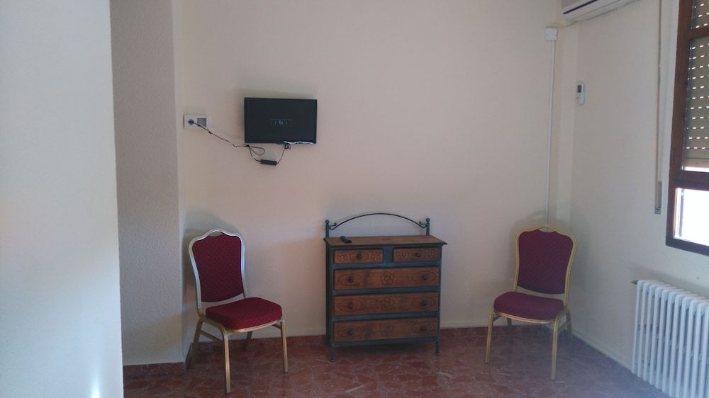 Hostal Miguel Hernandez 2