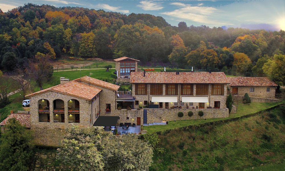 HOTEL FINCA EL VENTÓS 4 stelle a Sant Aniol de Finestras