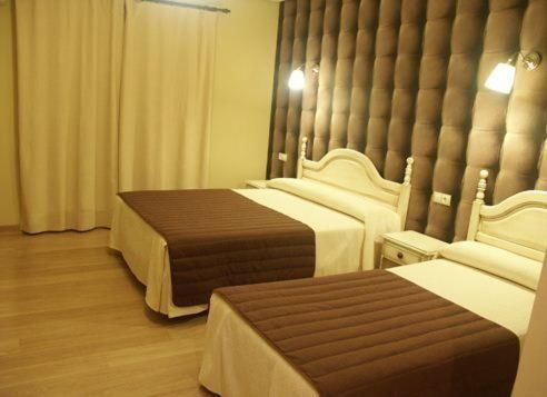 HOSTAL-CAFE GUTGRECO 2