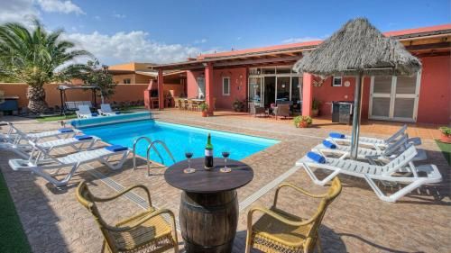 Villa Romana 4 estrelas em Costa de Antigua