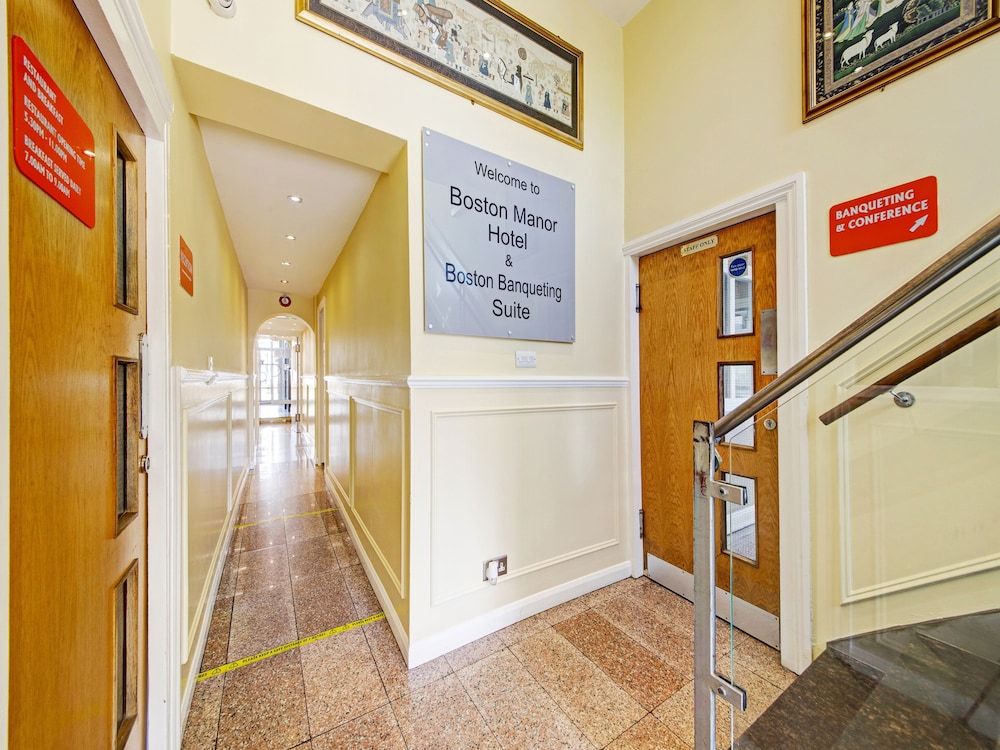 Boston Manor Hotel 2