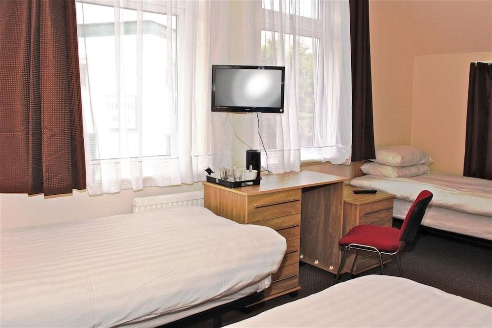 OYO Central Hotel Golders Green 3
