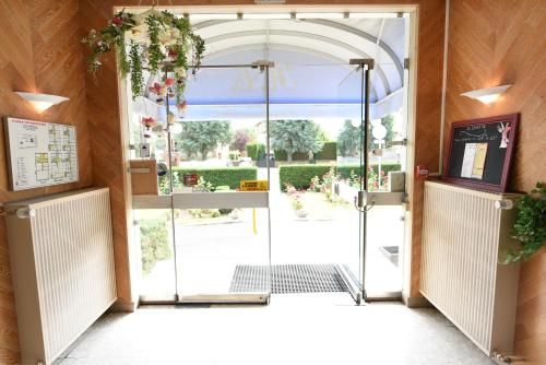 Hôtel Continental 2