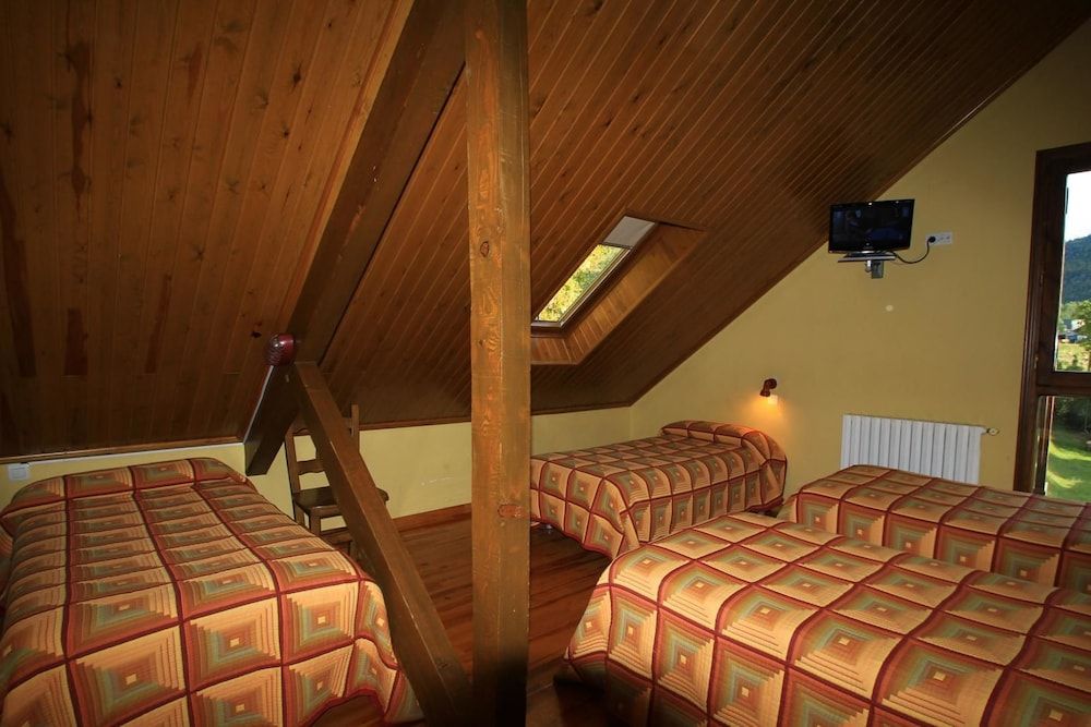 Hotel, Bungalows y Camping Viu 2