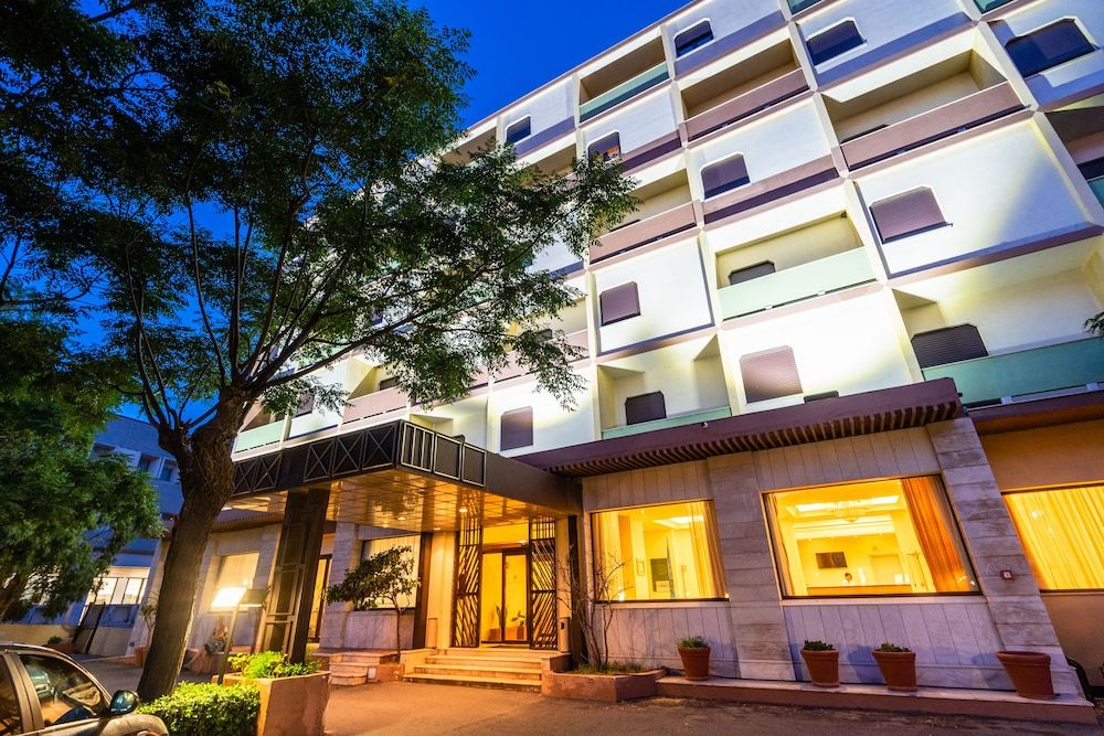 Europa Palace Hotel 4 étoiles à Messine