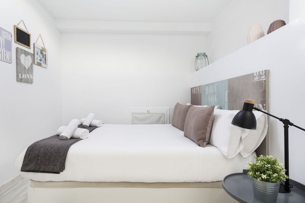 Sitges Group Blue and White 3