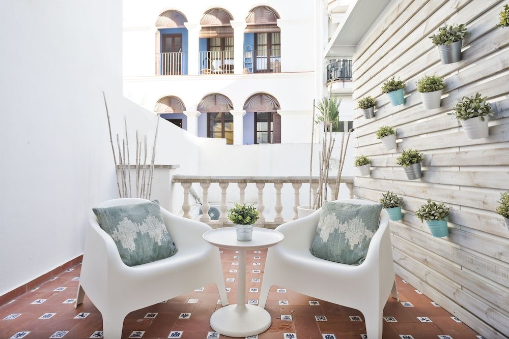 Sitges Group Blue and White 1