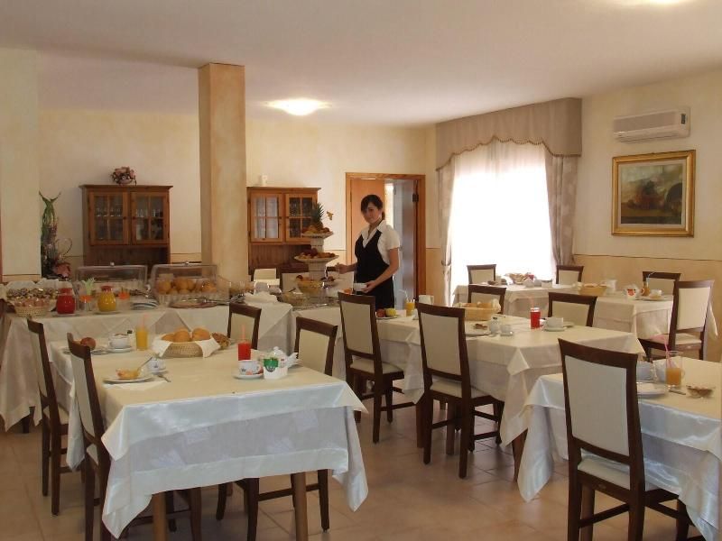 Il Gabbiano Hotel Isola Rossa 3 stelle a Isola Rossa