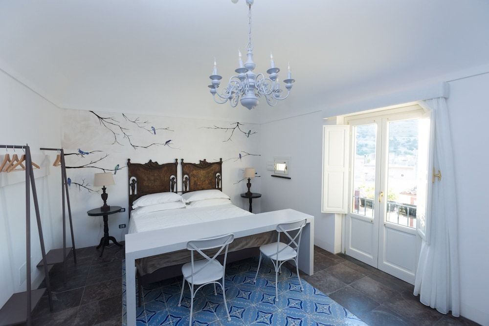 Palazzo Conti Camere & Suite 3