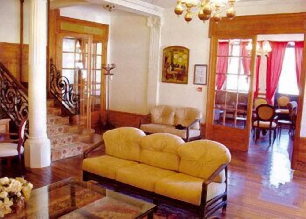 Grand Hôtel de France 3 estrelas em Pierrefitte-Nestalas