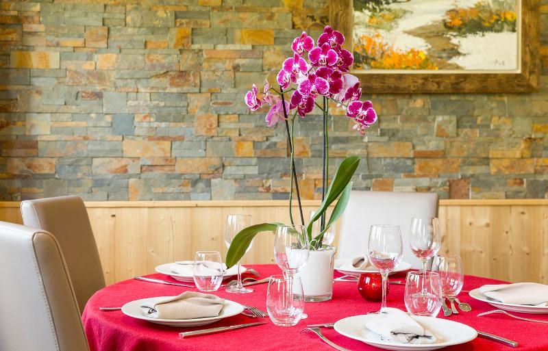 Chalet-Htl Le Beausoleil The Originals Relais 2