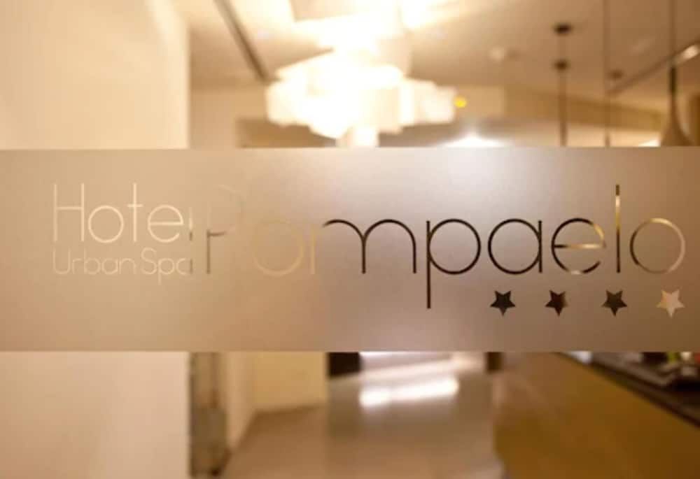 Hotel Pompaelo Urban Spa 3