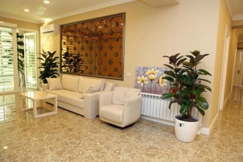 Rusel Hotel 3