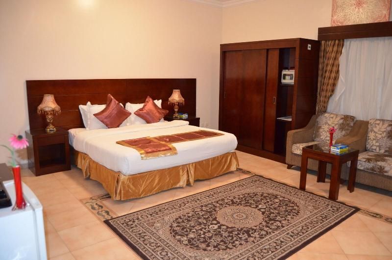 Belle Vue Inn Hotel 2