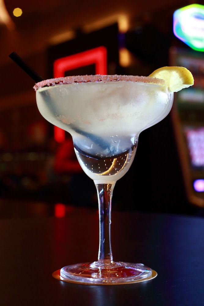 Hotel y Casino del Rio - General Roca 2