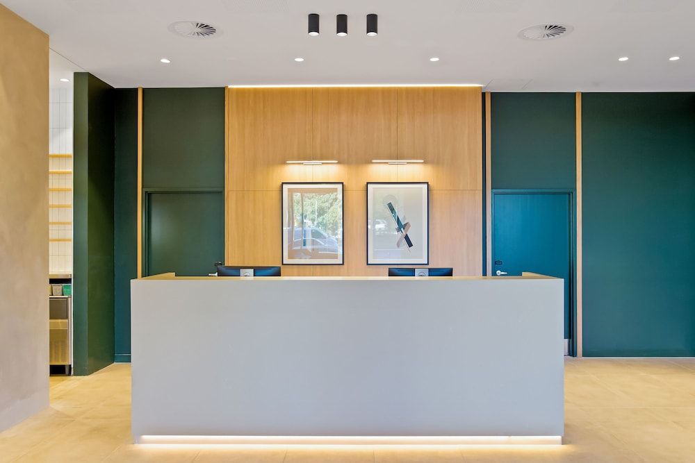Mantra Hotel at Sydney Airport 3