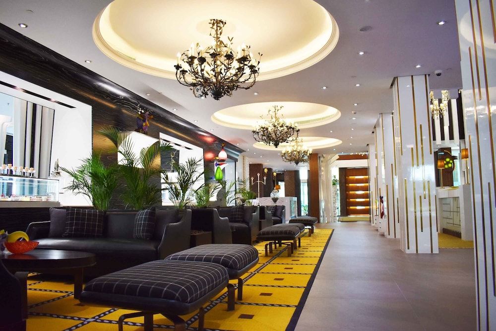 Reef Boutique Hotel 3