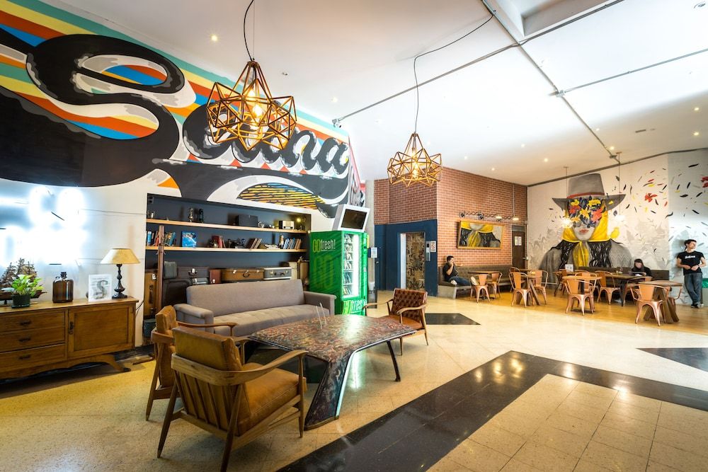 Selina Medellin - Hostel 1